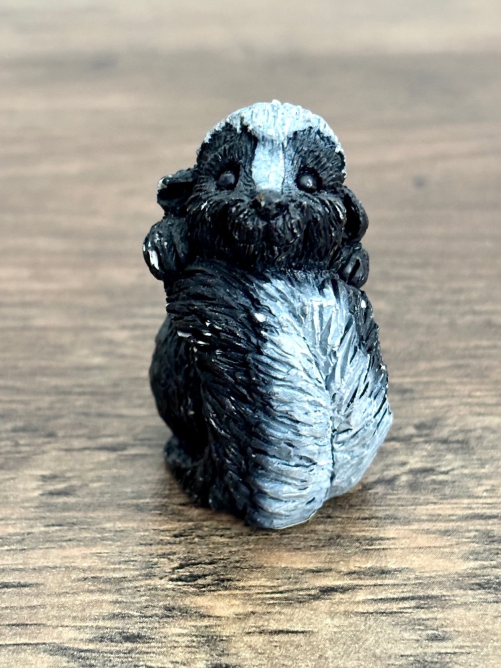 VINTAGE Stone Critters LITTLES Skunk Figurine 1988 Statue Decor Collectible